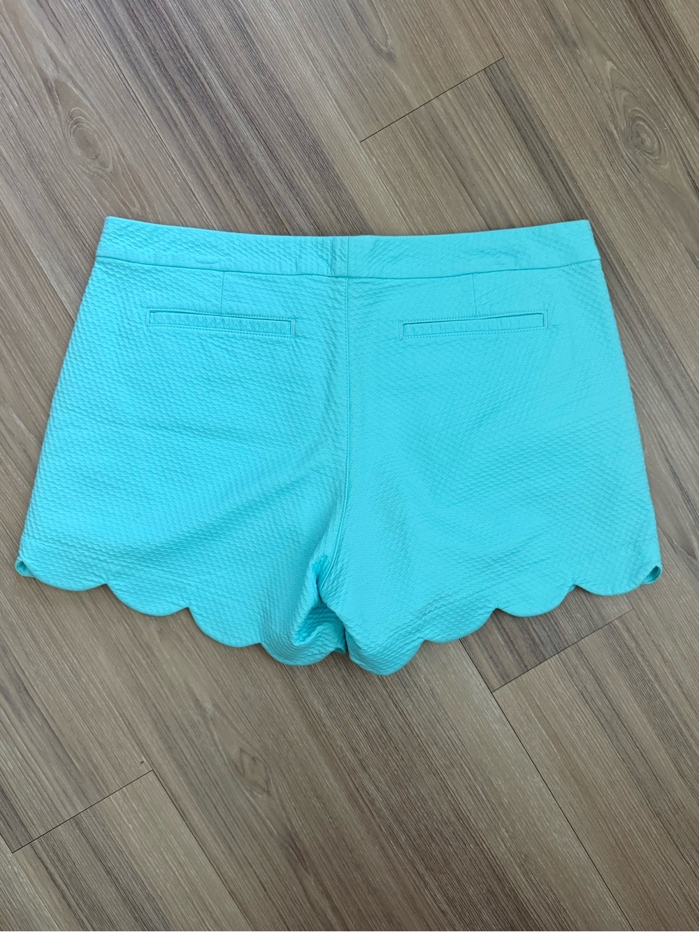 Lilly Pulitzer Buttercup Shorts - Picture 2 of 4